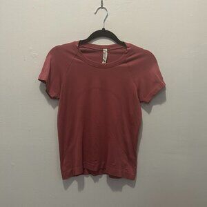 Lululemon Swiftly Tech Short Sleeve Race Size 6 Cherry Tint